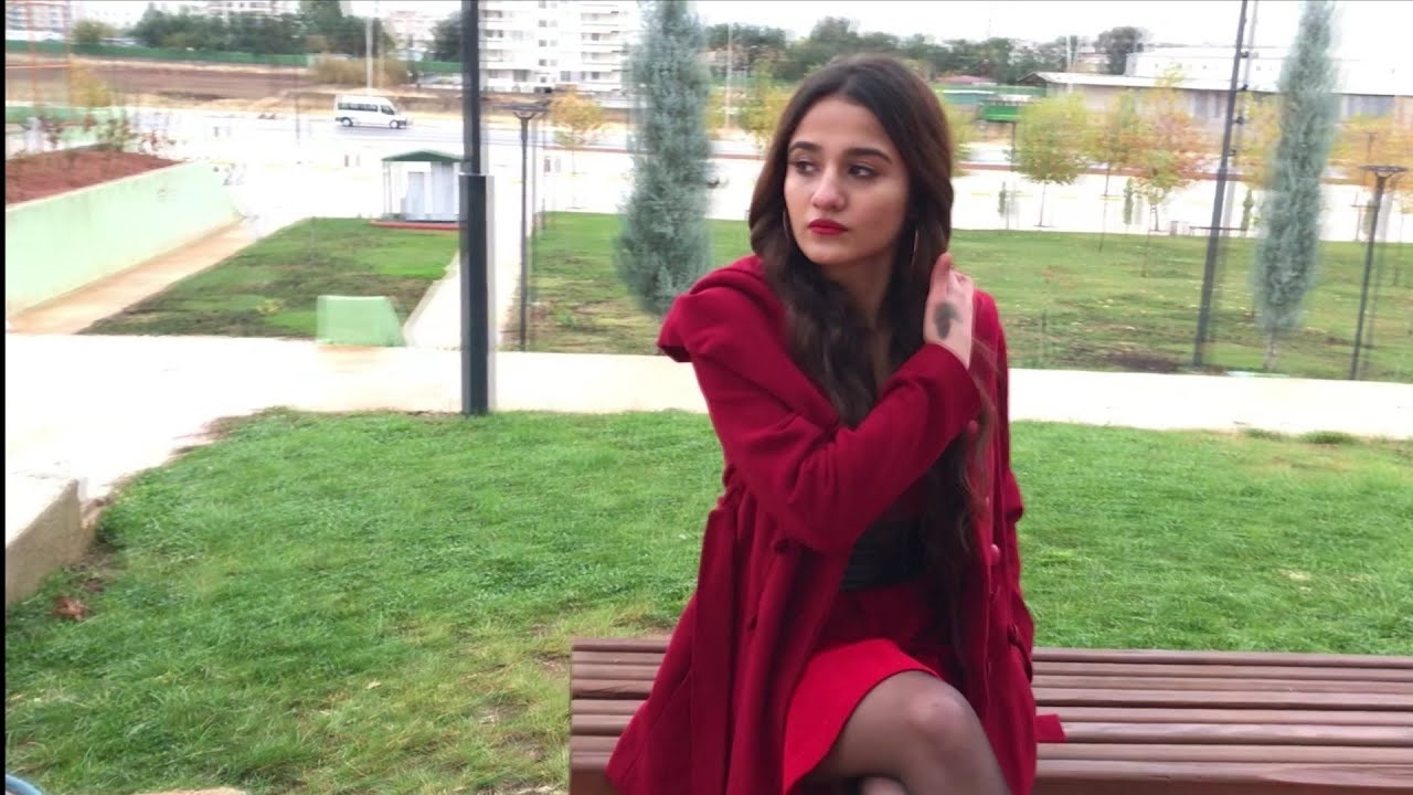 Melek azad ifşa